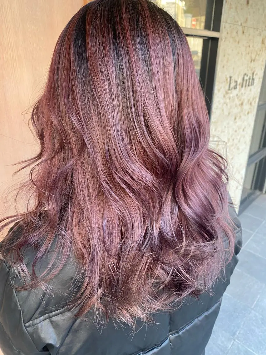 ロング ヘアカラー トリートメント sail hairのヘアスタイル