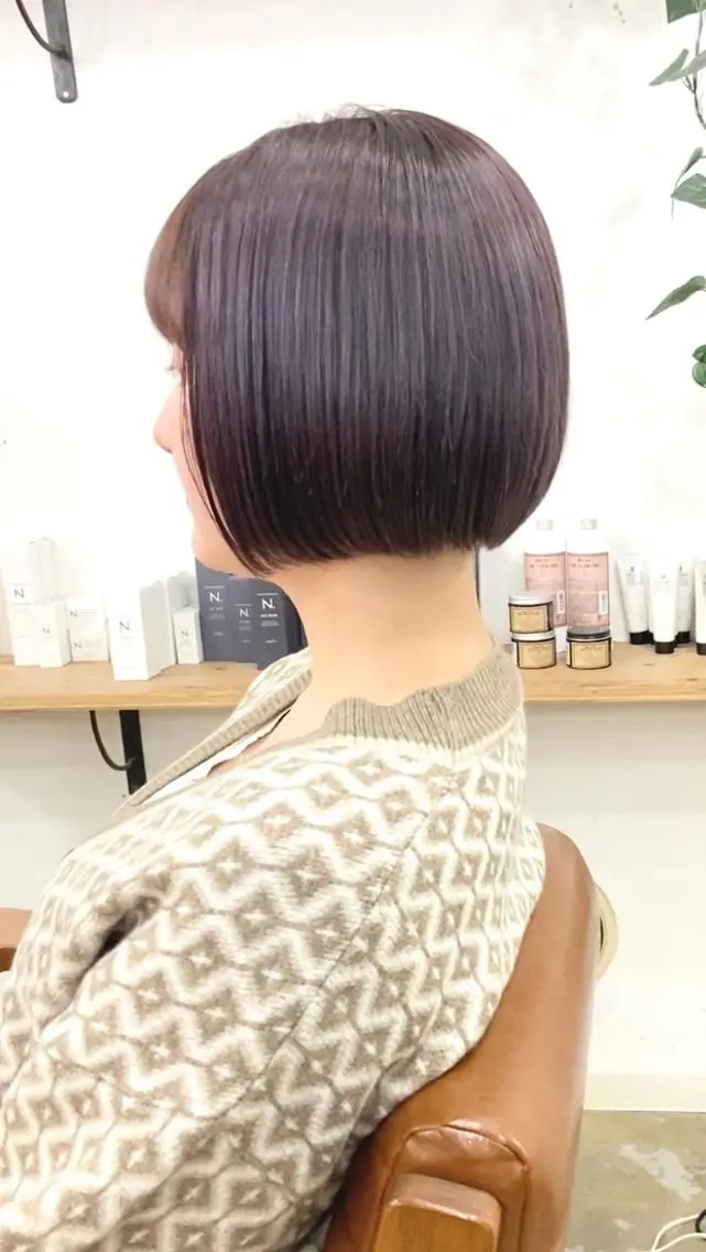 ショート カラー ハイライトカラー バイオレットカラー ボブ ハイライト ショートヘア、ボブ こやさん　コヤマのヘアスタイル