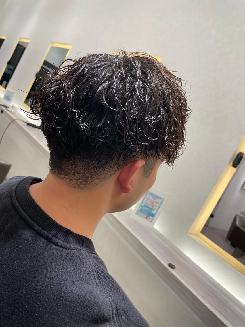 ショート パーマ メンズ マッシュ 刈り上げ カット メンズ特化/今池駅 徒歩1分/岡本一真のヘアスタイル