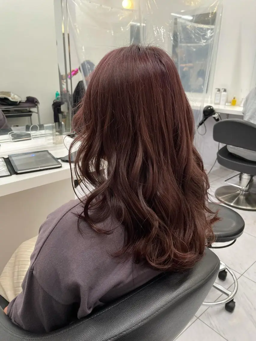 ミディアム カラー パーマ ヘアアレンジ メンズ キッズ ネイル マツエク・マツパ 🦋縮毛/韓国レイヤ ー/透明感カラー🦋のヘアスタイル