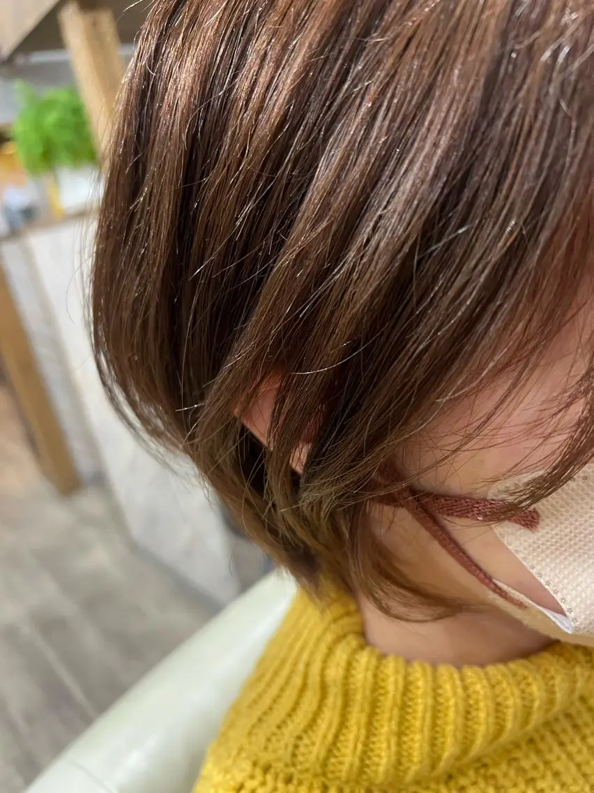 ショート カラー 今井 里美のヘアスタイル
