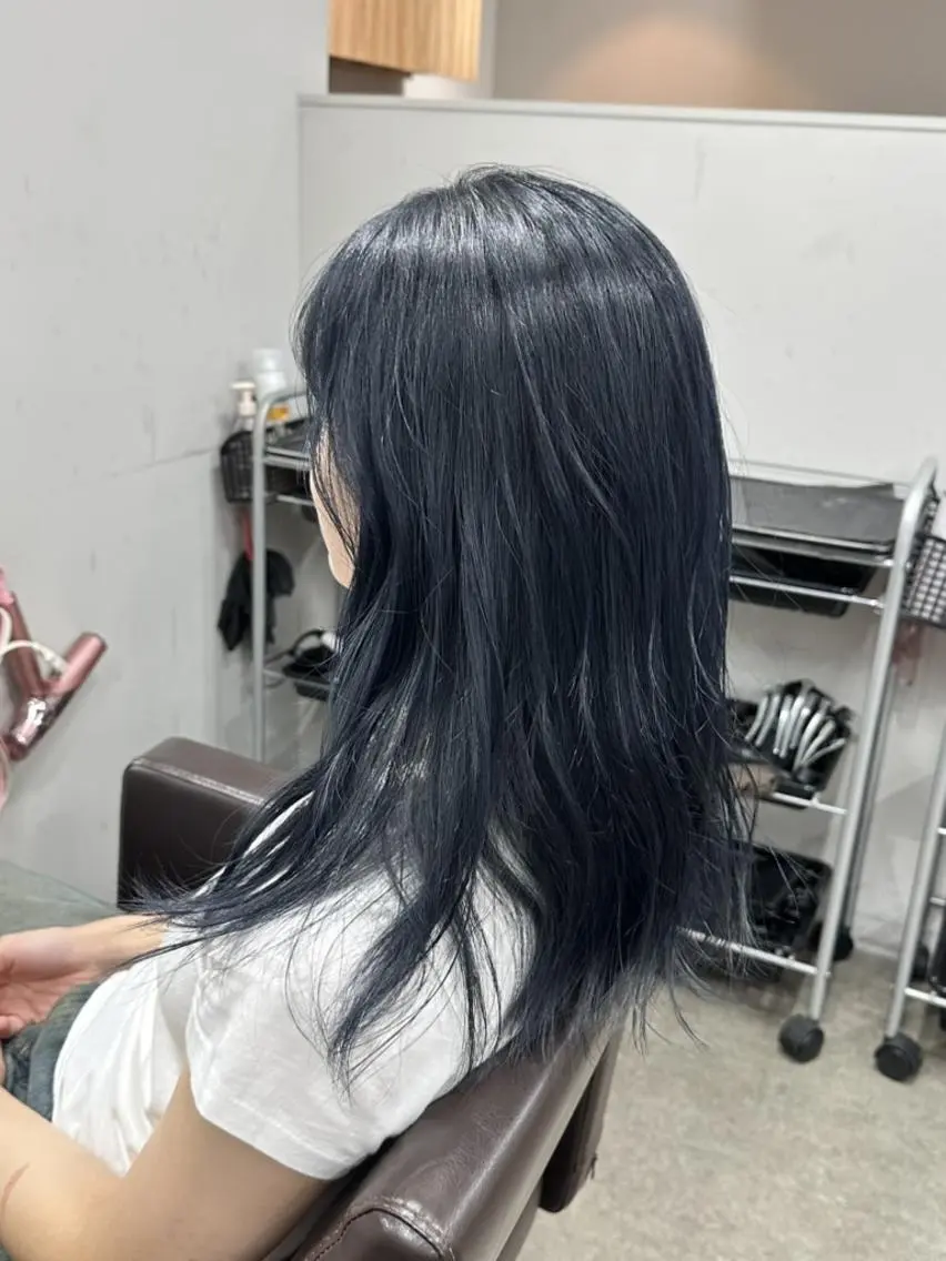 セミロング カラー ブリーチ ダブルカラー ヘアカラー トリートメント ✨【公式】 juhl.横浜✨のヘアスタイル
