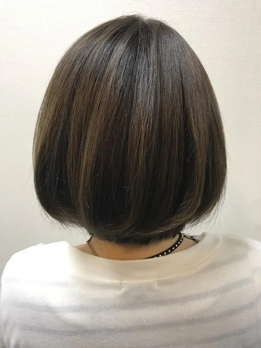 ショート カラー アッシュ ハイトーンカラー 吉森 満俊のヘアスタイル