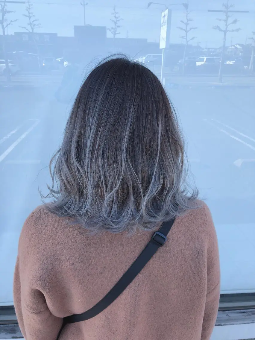 ミディアム カラー ヘアカラー 具志 正太のヘアスタイル