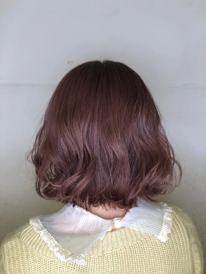 ショート カラー ベージュカラー ピンクカラー ピンクベージュ カット ヘアカラー 吉村 絢乃のヘアスタイル