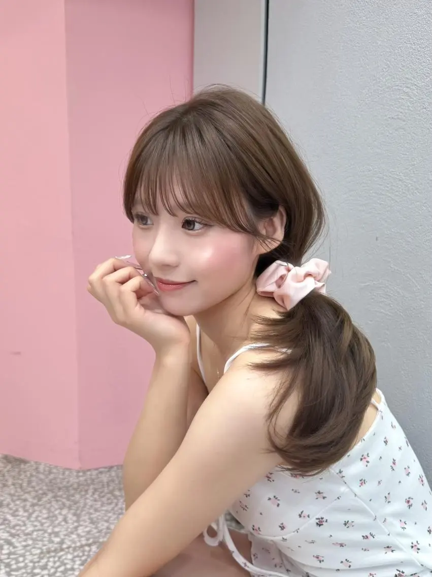 セミロング カラー ベージュカラー ブリーチ 透明感カラー ブリーチなしカラー オリーブカラー カット ヘアカラー 渋谷/韓国ヘア/ 顔まわり♡Ayakaのヘアスタイル