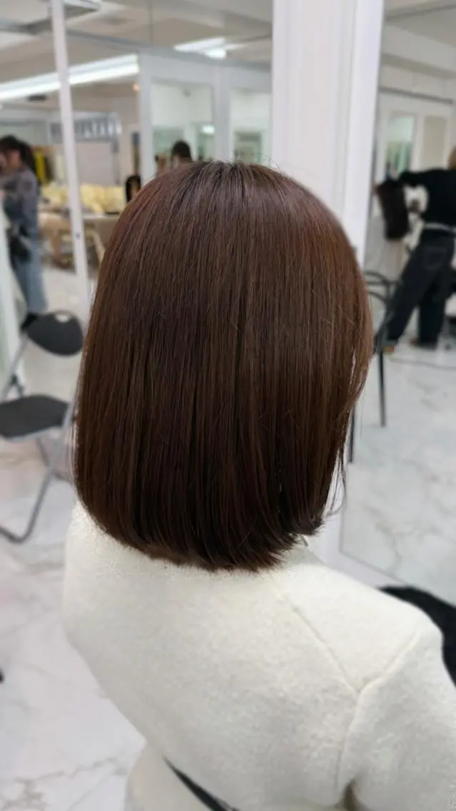 カラー ショート 顔まわりレイヤー 髪質改善 韓国風ヘア レイヤーカット 縮毛矯正 FOCUSJAPAN 烏丸のヘアスタイル