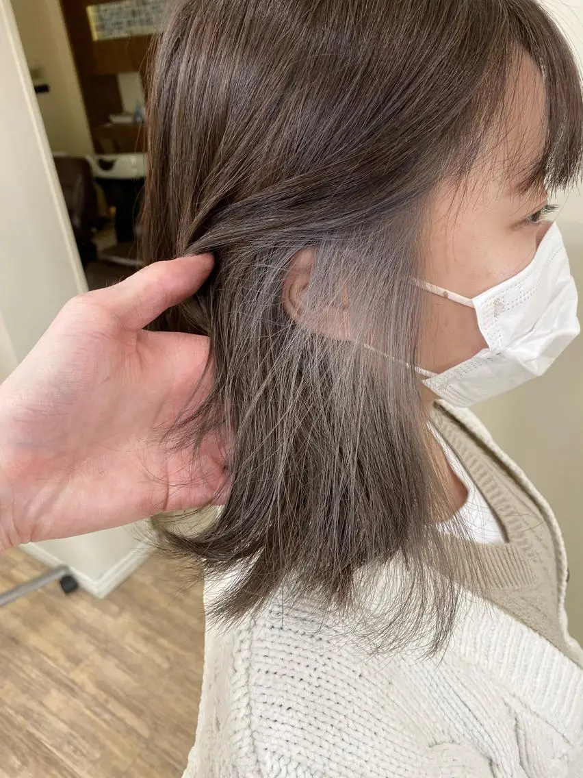 カラー SALOWIN栄 高須大貴のヘアスタイル