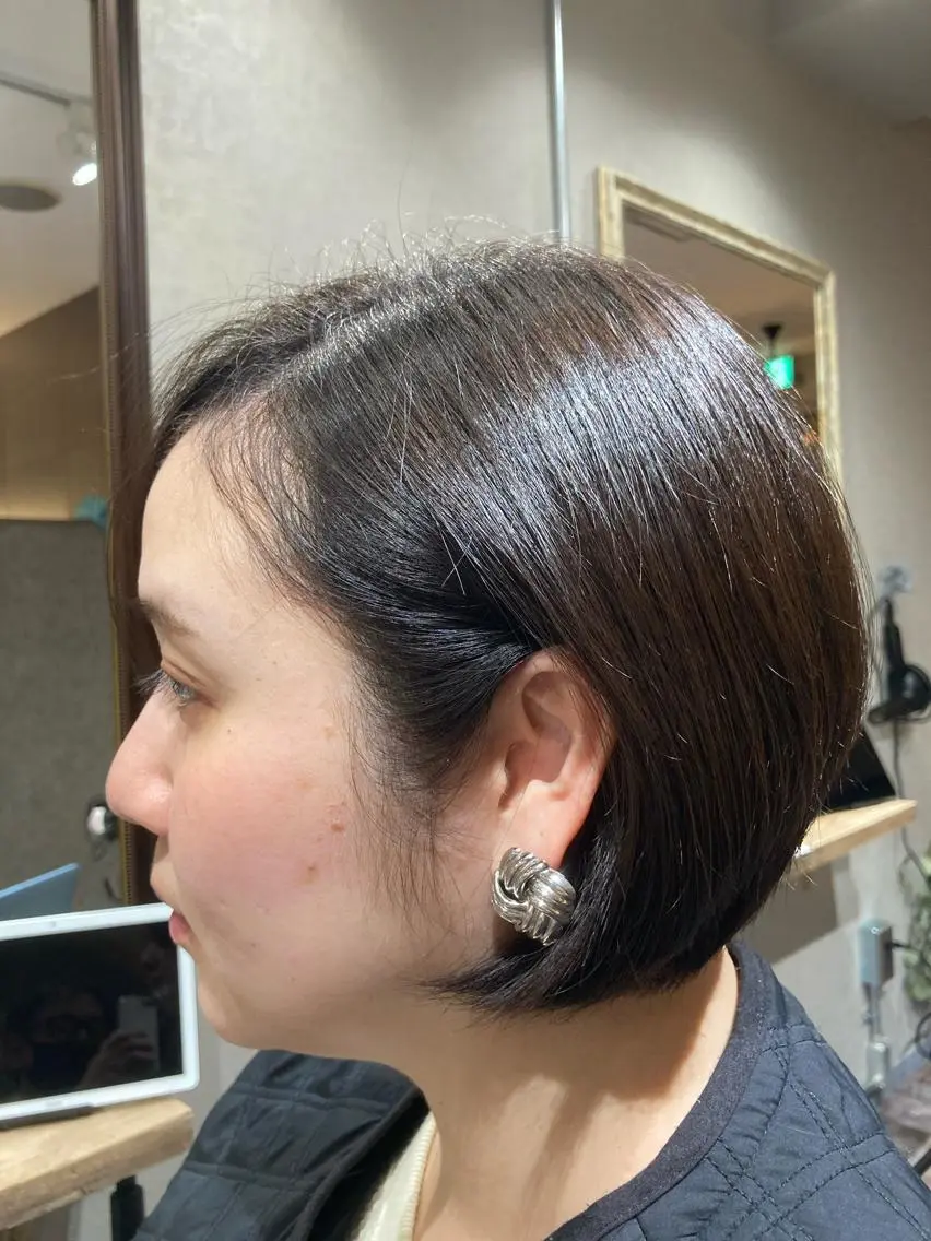 ショート カラー ヘアカラー トリートメント 浅野 順一のヘアスタイル