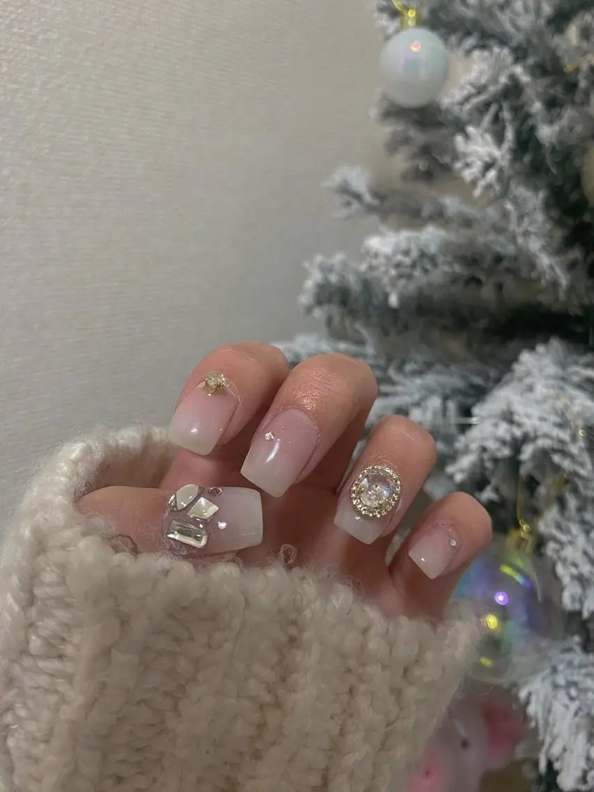 ネイル Lim nail🤍 Ayaのネイルデザイン