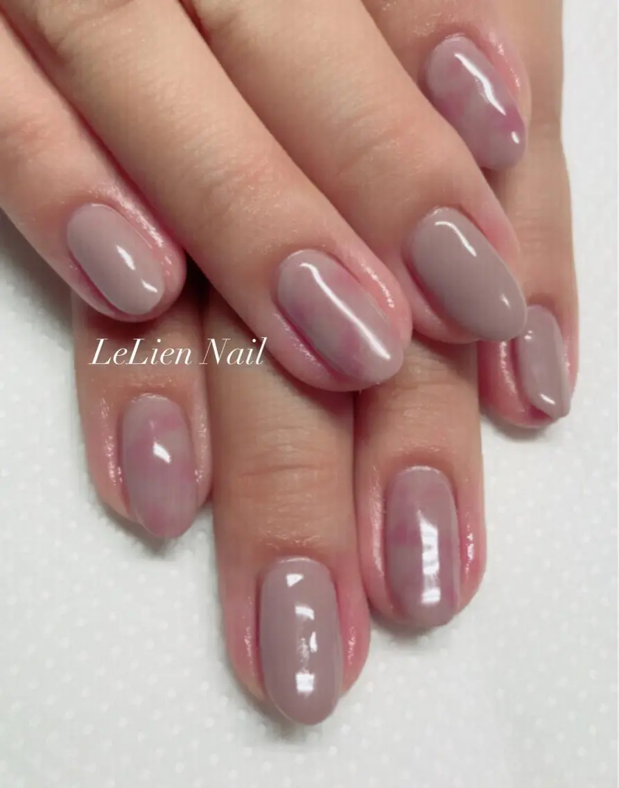 ネイル シンプルネイル モチの良さ◉ フィルインネイル♡のネイルデザイン