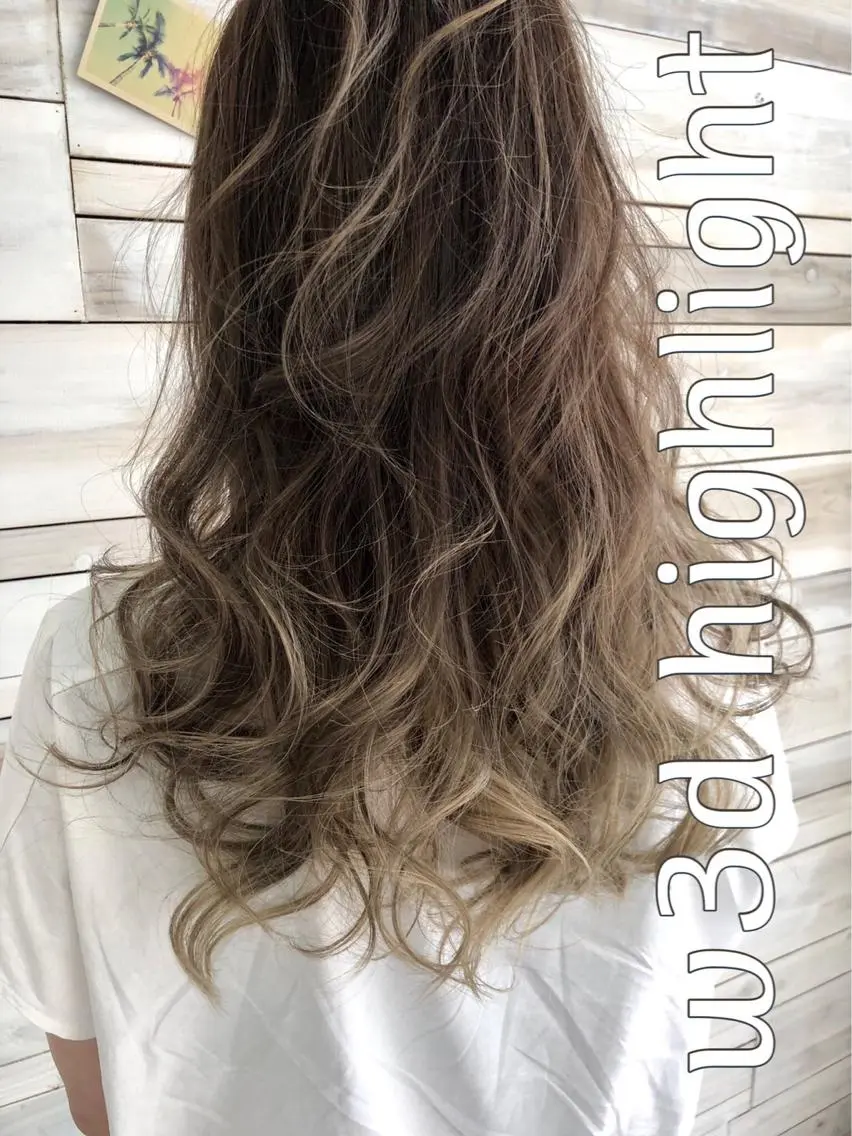カラー ベージュカラー グラデーションカラー ハイライトカラー ハイトーンカラー ハイトーンベージュ カット ヘアカラー トリートメント ヤスノ リョウのヘアスタイル