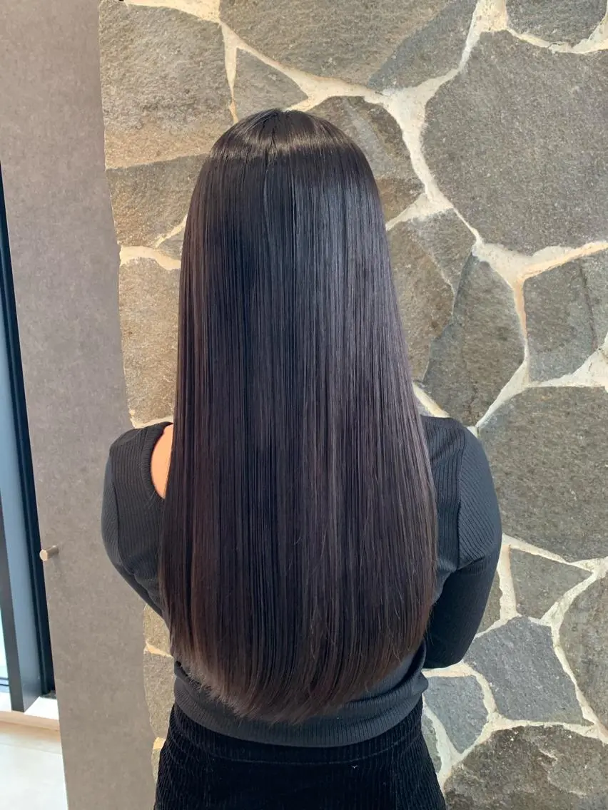 ロング カラー ブラウンカラー ダークブラウン EARTH 浦添店のヘアスタイル