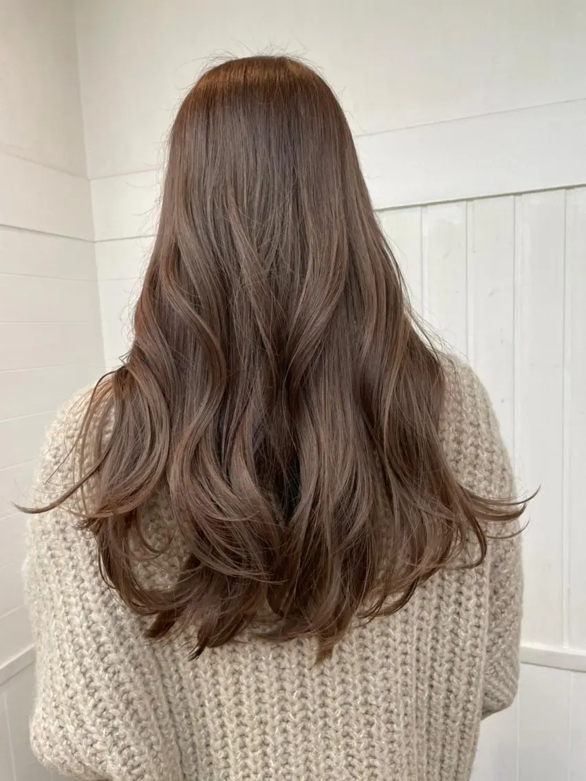 ロング カラー ヘアアレンジ パーマ 成人式 アディクシーカラー アッシュ バレイヤージュ ミストバング N° +aero 横浜のヘアスタイル