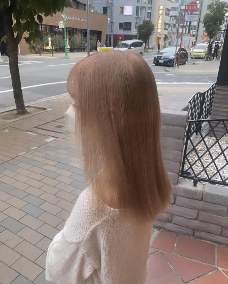ミディアム カラー パーマ ヘアアレンジ メンズ メンズハイトーン ベージュカラー ハイトーンカラー ミルクティーベージュ 🩷Eny terrace🩷のヘアスタイル