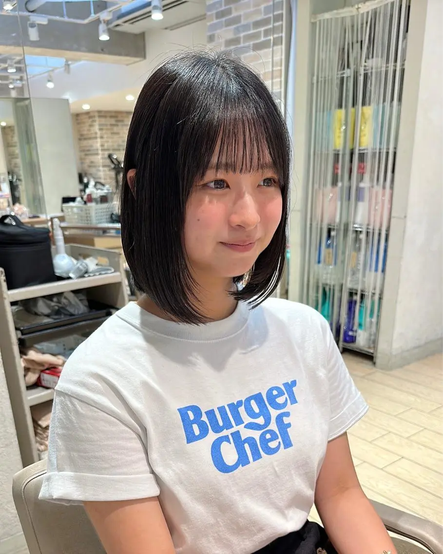 ミディアム 切りっぱなしボブ ショートボブ ボブ くびれヘア タンバルモリ カット ヘアカラー トリートメント 市原 大翼のヘアスタイル