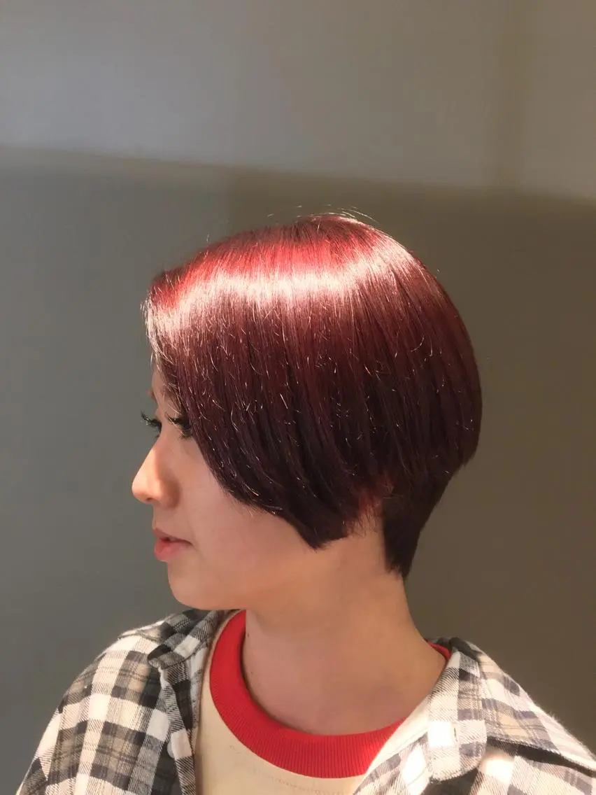 ショート カラー ソラオカ ユウキのヘアスタイル