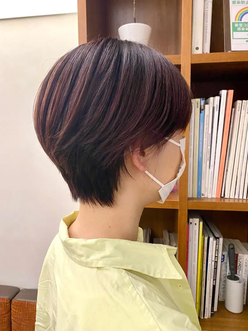 ショート カラー 似合わせレイヤー/ ケアパーマ/高倉のヘアスタイル