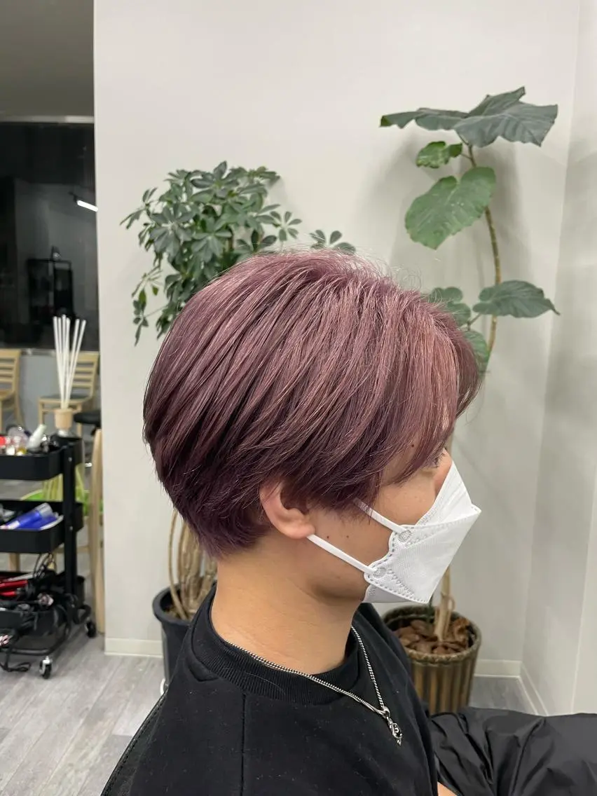 ショート カラー ベージュカラー ピンクカラー ピンクベージュ ヘアカラー けいと髪質改善 全年齢リピート多数のヘアスタイル