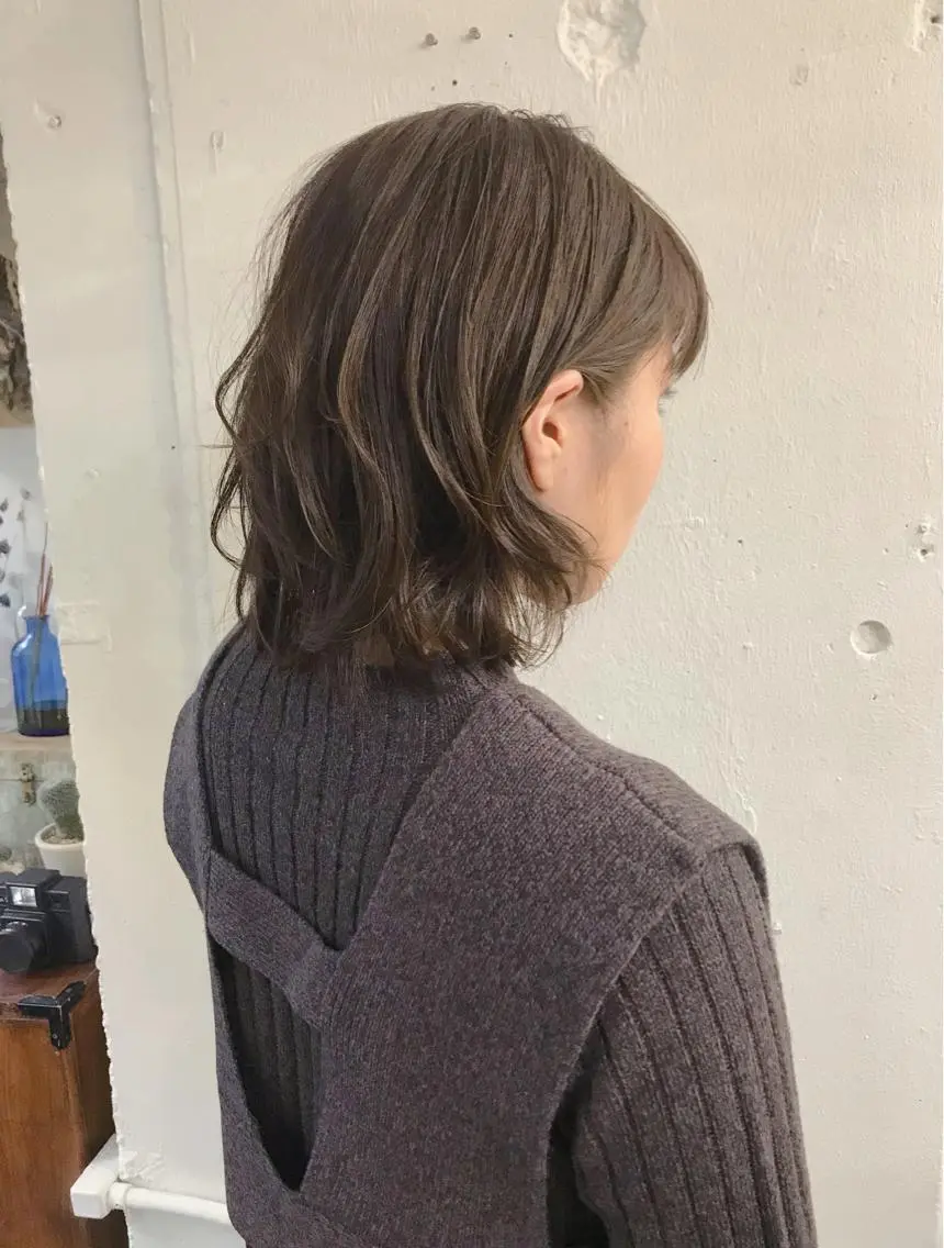 ミディアム レイヤーカット カット ヘアカラー トリートメント 髪質改善 縮毛矯正 ロングヘア サイトウのヘアスタイル