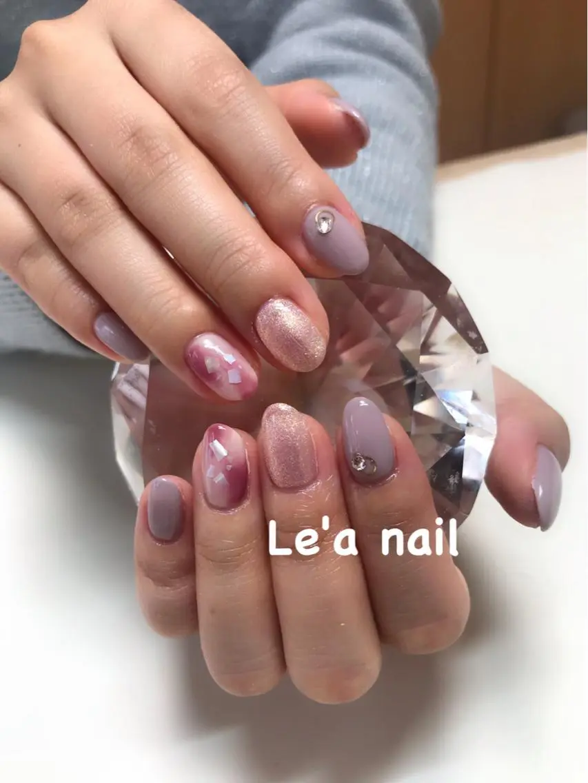 ネイル ハンドネイル 'mm  (ミリ) ＭＡＮＡＭＩのネイルデザイン