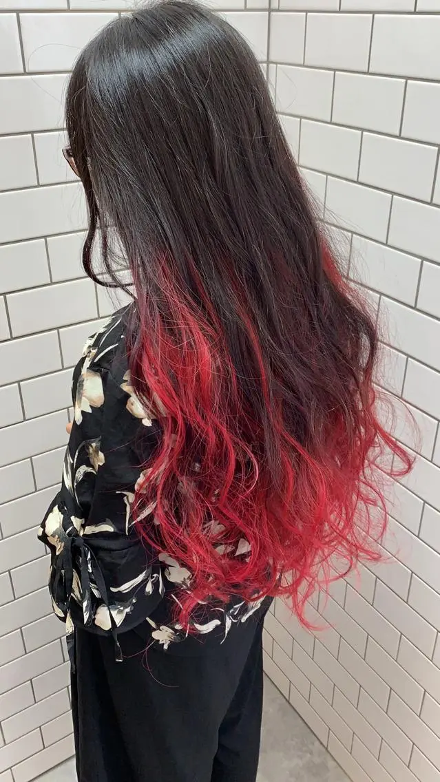 ロング カラー TAKAHASHI LEAPSのヘアスタイル