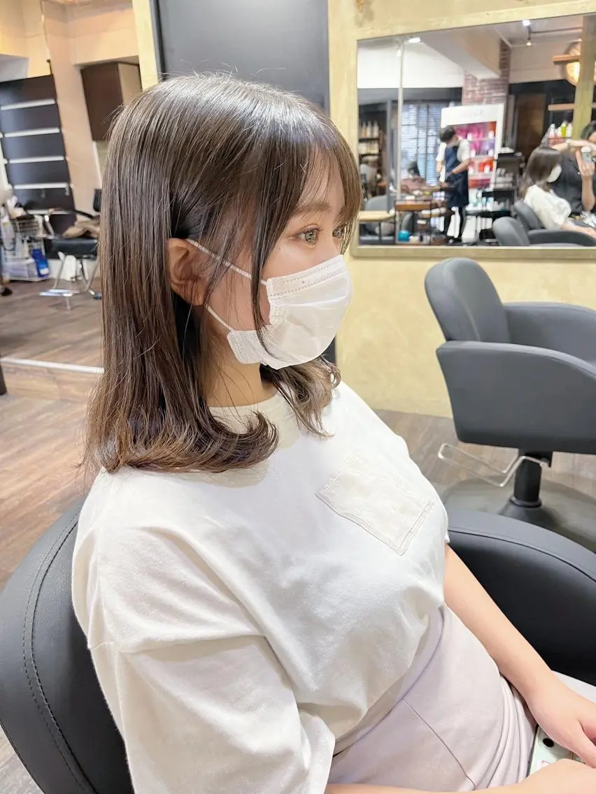 セミロング カラー ヘアアレンジ 透明感カラー サイドバング 学割有り/清楚/韓国 風/レイヤー/拓朗のヘアスタイル