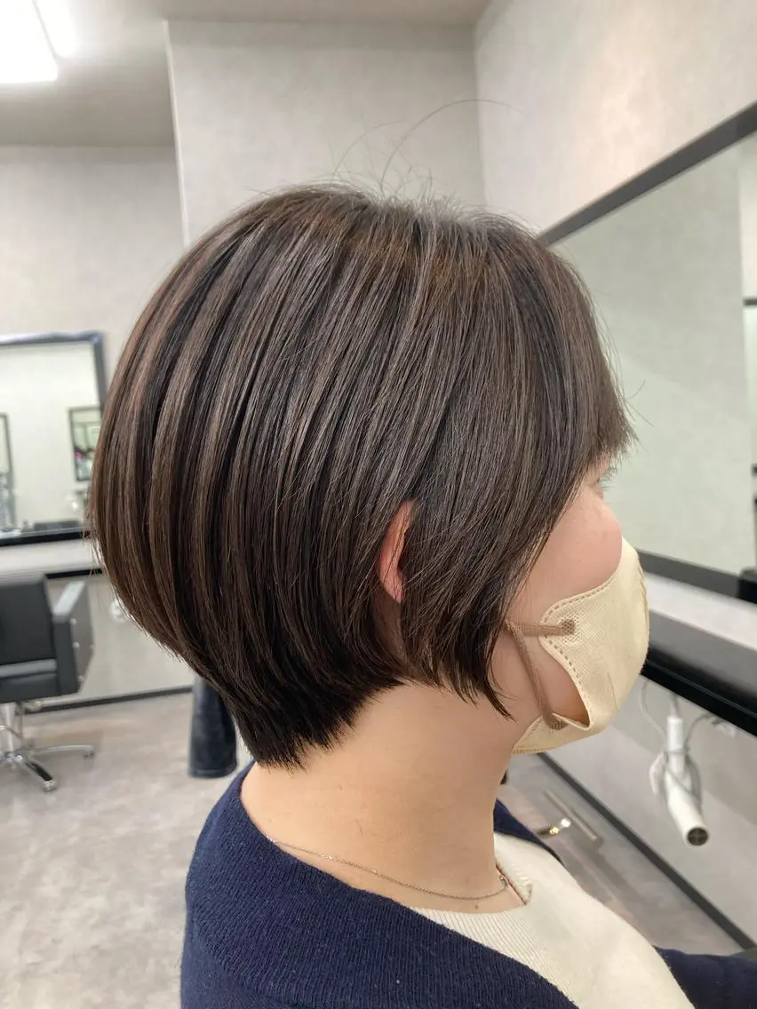 ショート カラー カット ヘアカラー トリートメント 鈴木 翔偉のヘアスタイル