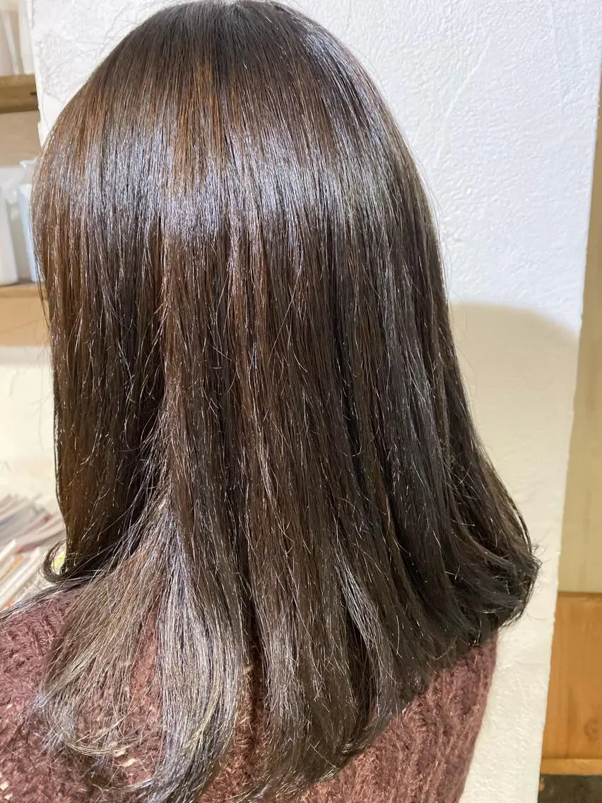 ロング カラー パーマ マルヤマ リナの眉毛・アイブロウイメージ