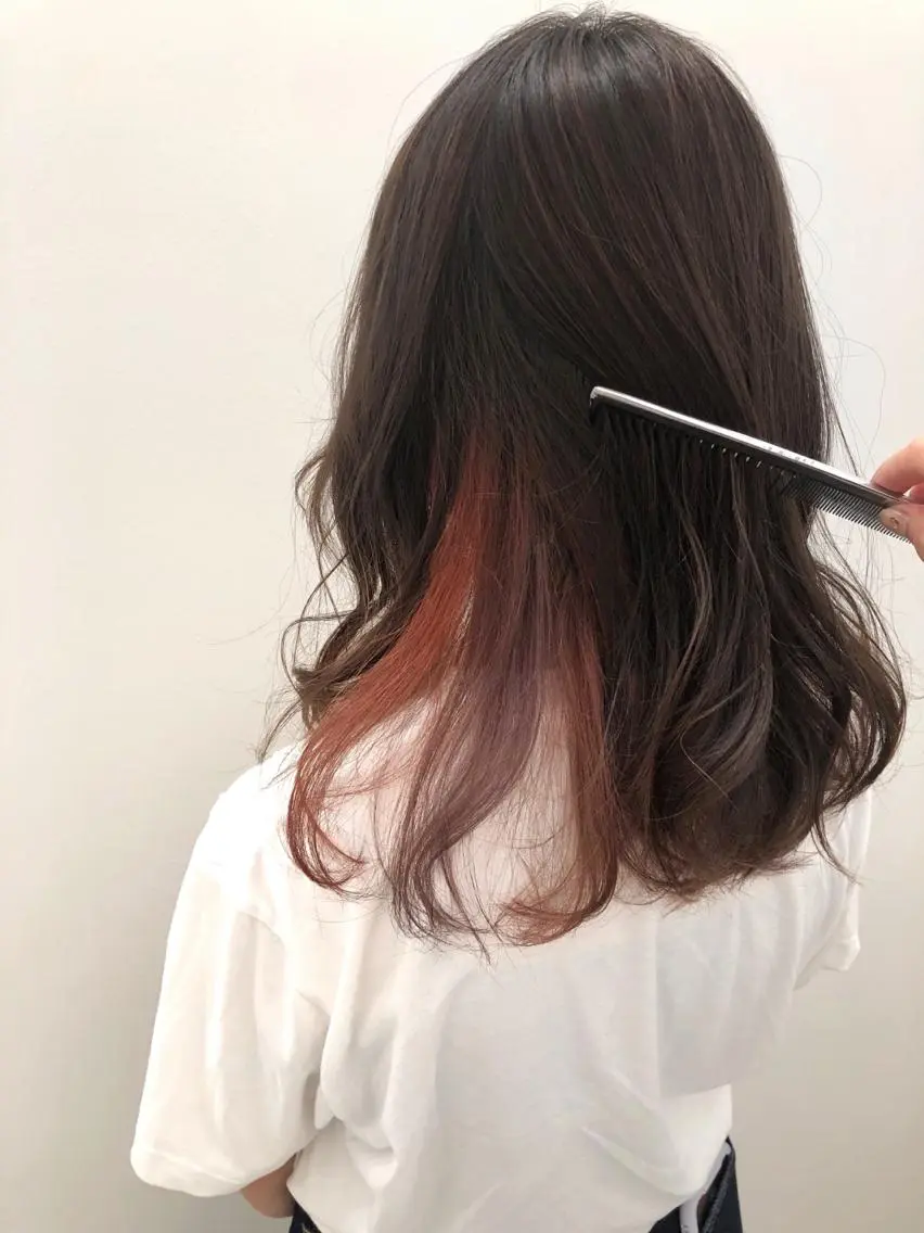 ロング カラー ピンクカラー パープルカラー 柏木  彩花のヘアスタイル