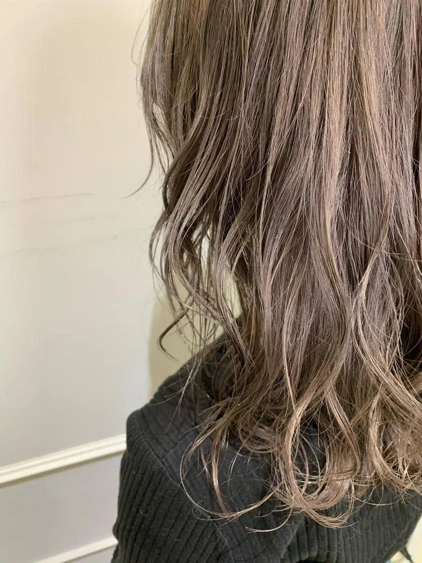 セミロング ヘアカラー トリートメント 🦖鶴岡 香純🦖のヘアスタイル