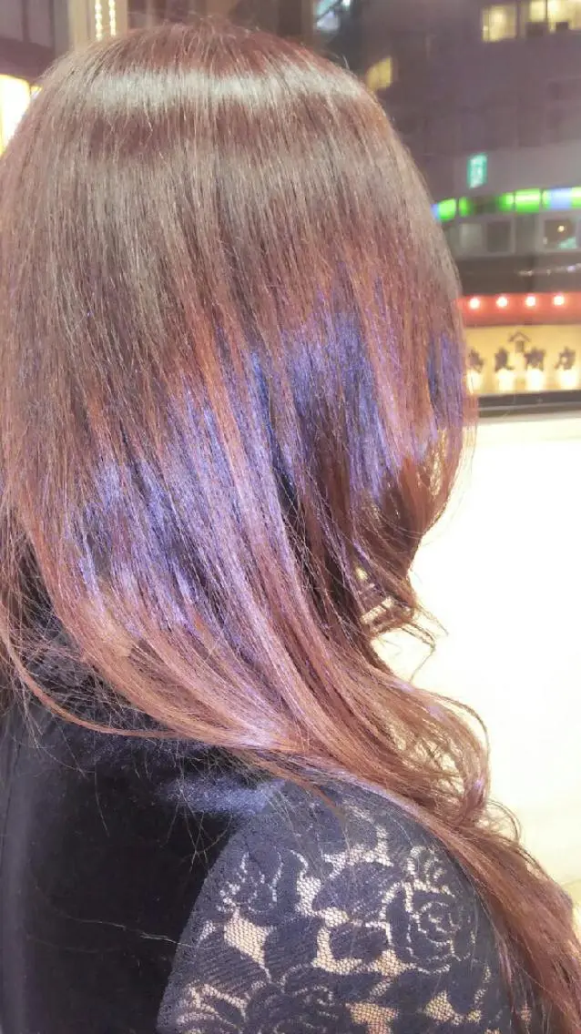 ロング カラー グラデーションカラー バイオレットカラー 脇田 雄大のヘアスタイル