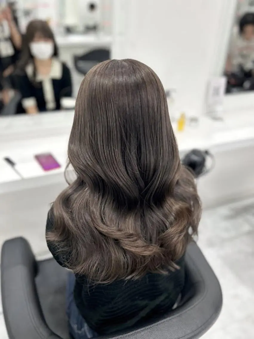 カラー ［THEATER 仙台店🌼］公式のヘアスタイル