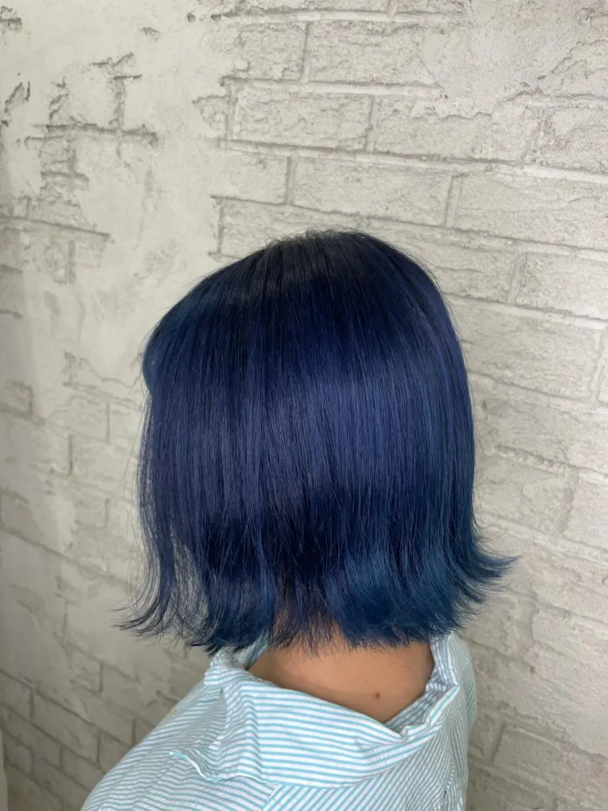 ショート カラー ブルーカラー ダブルカラー イルミナカラー カット ブリーチ特化 ハイトーンRYOYAのヘアスタイル