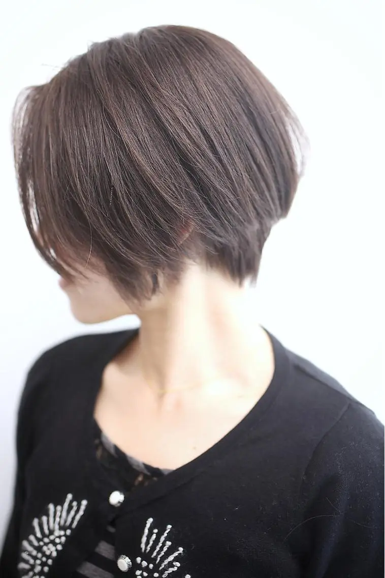 ショート カラー ネイル マツエク・マツパ ショートヘア ショートネイル カット 縮毛矯正 ボブ、縮毛矯正👑 心斎橋/高城涼也のヘアスタイル