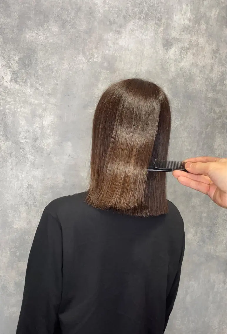 セミロング 酸性ストレート カット 縮毛矯正 en Siena エンシエナのヘアスタイル