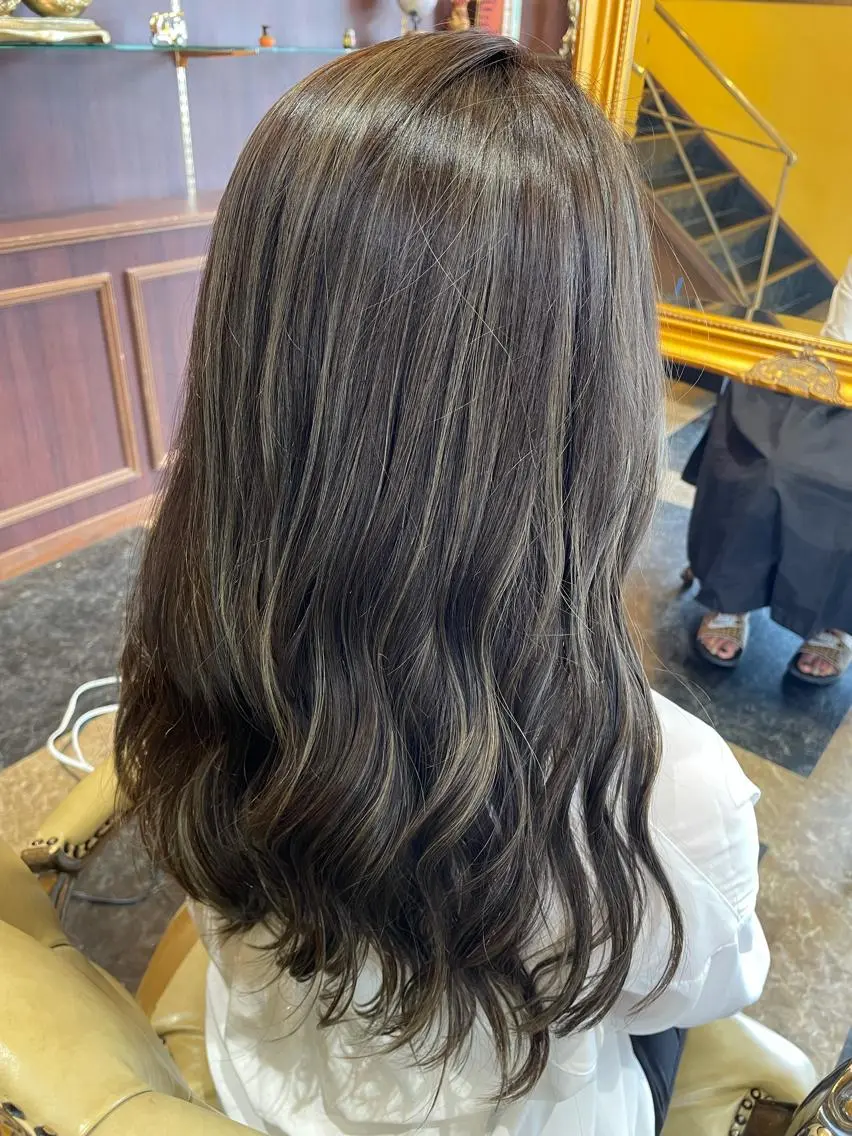 ロング カラー ヘアカラー 田中 沙織のヘアスタイル
