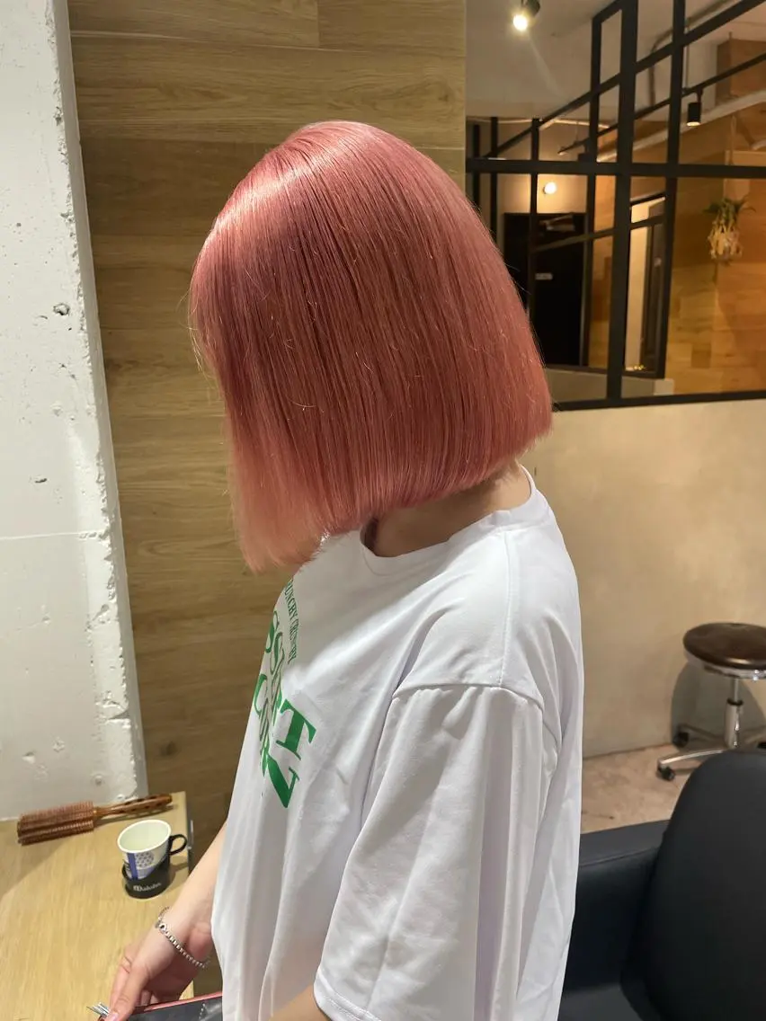 ショート EIGHT 中川原 菜々子のヘアスタイル