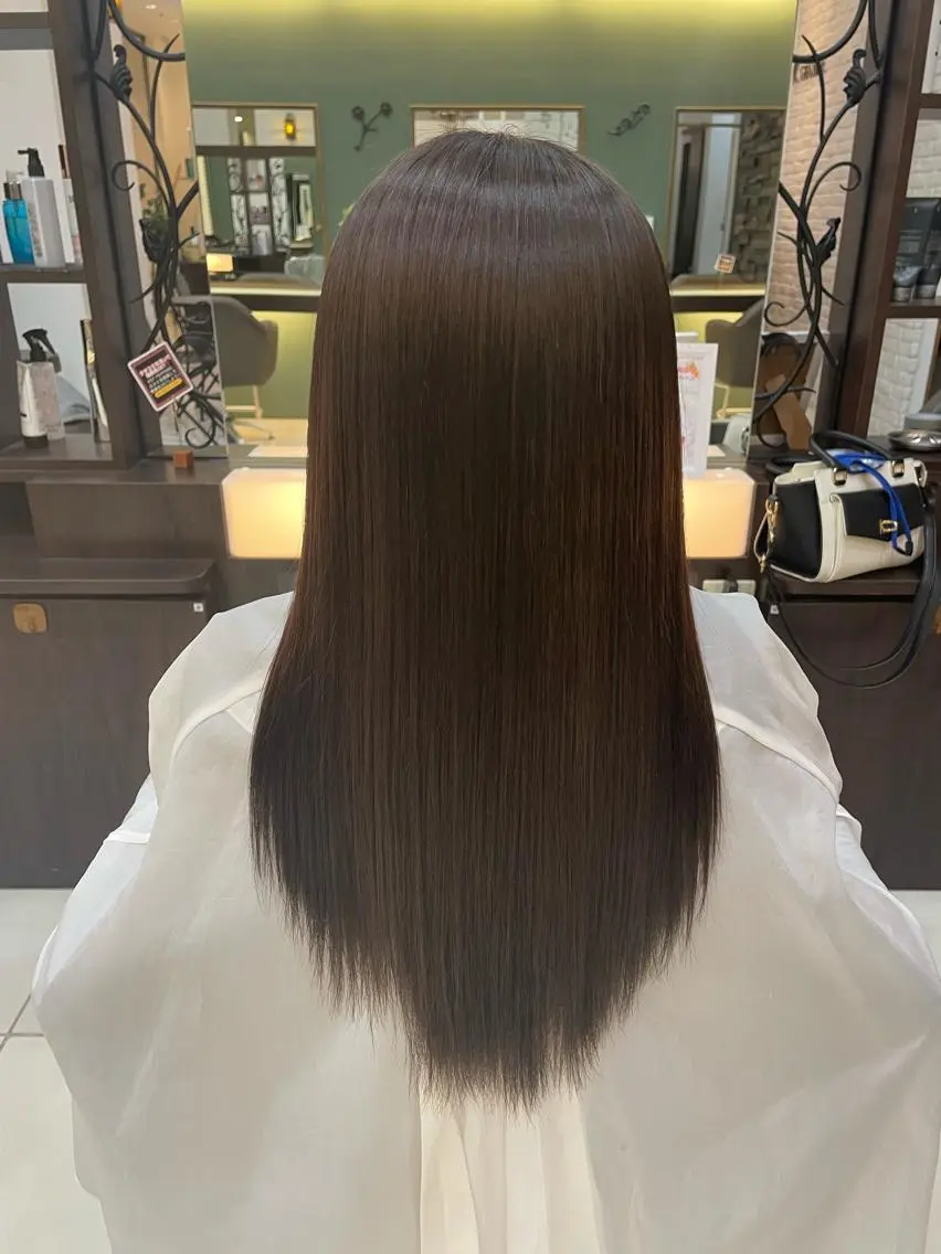 カラー カット 縮毛矯正 アールグランデ あやのヘアスタイル