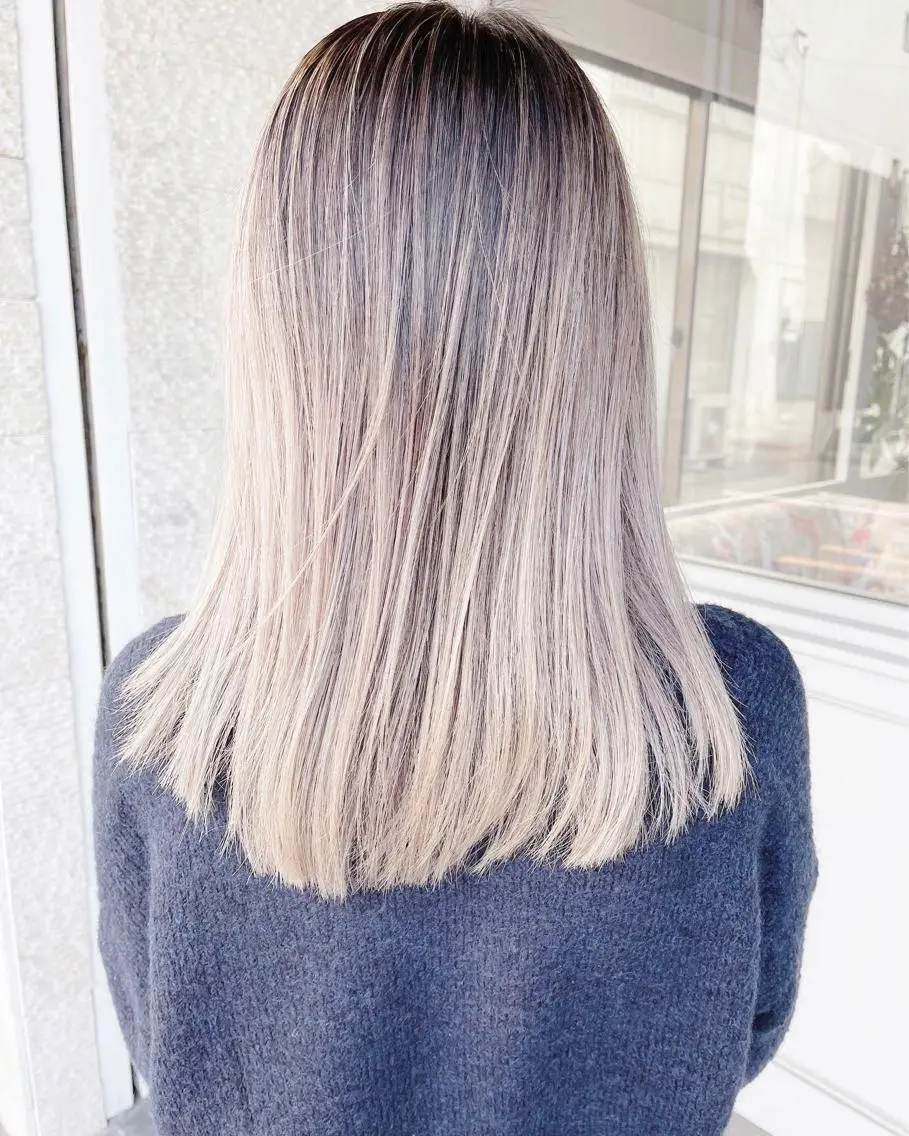 ミディアム カラー ヘアアレンジ バレイヤージュ ブリーチ グラデーションカラー ハイライトカラー ハイライト Mariana/ 鶴原-ハイライトのヘアスタイル