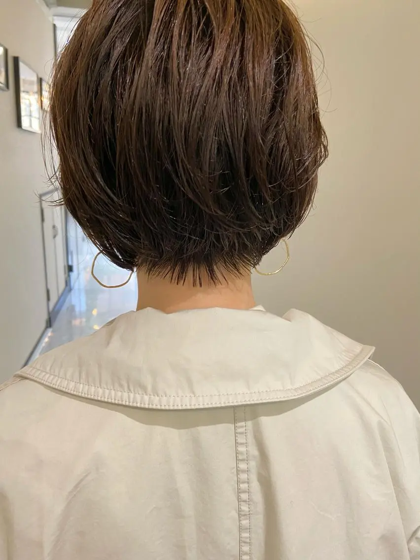 ショート カラー パーマ ヘアアレンジ ショートヘア カット 田中 あやなのヘアスタイル