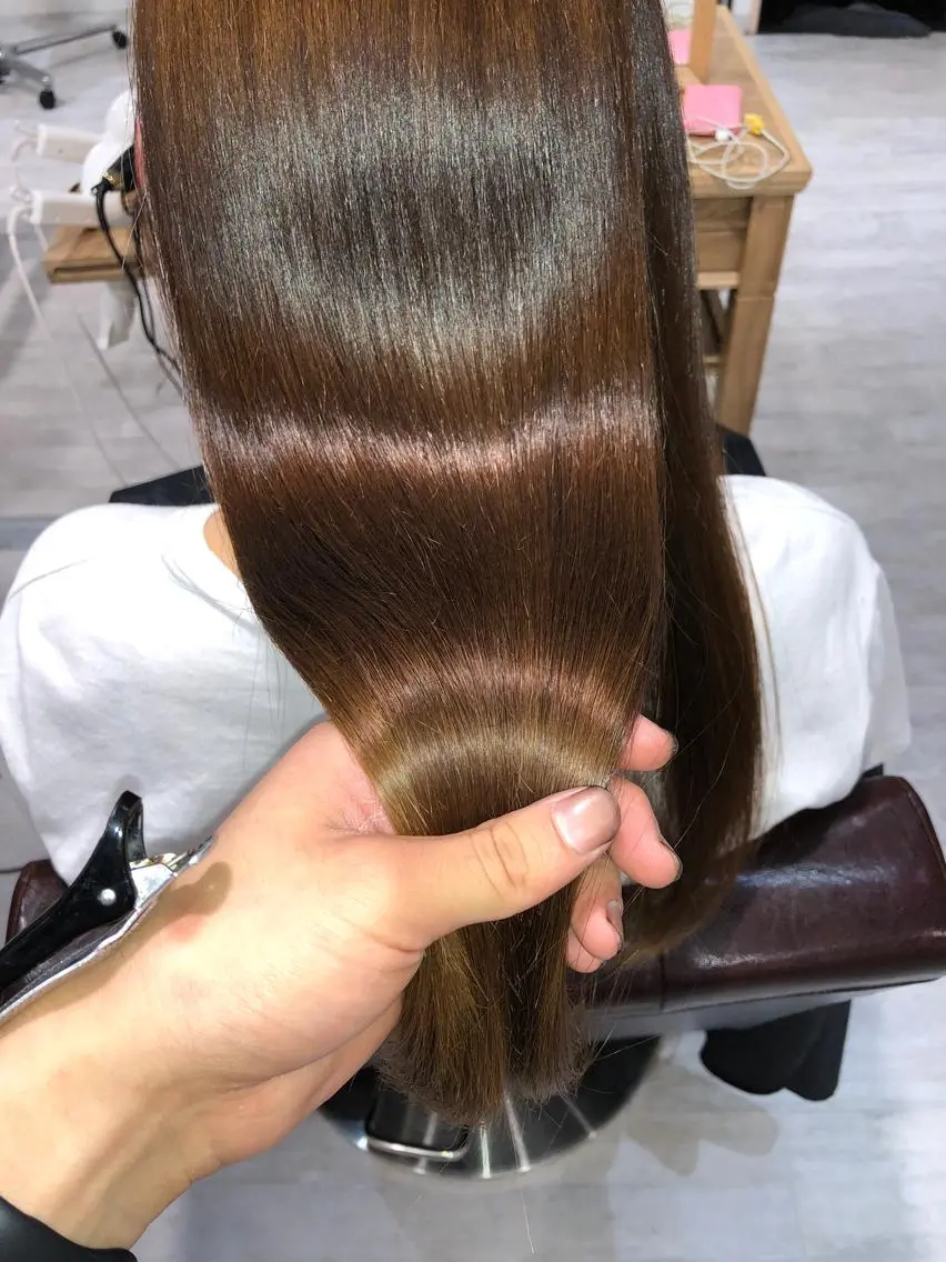ロング カラー 髪質改善特化 ESSENCIAのヘアスタイル