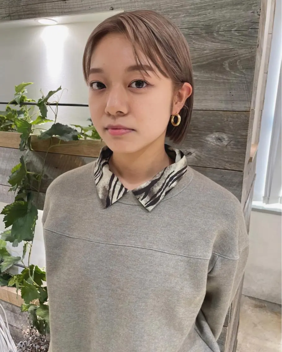 ショート カラー ベージュカラー ブリーチ ケアブリーチ ボブ カット ヘアカラー トリートメント 村上雅人 ナチュラルモードのヘアスタイル