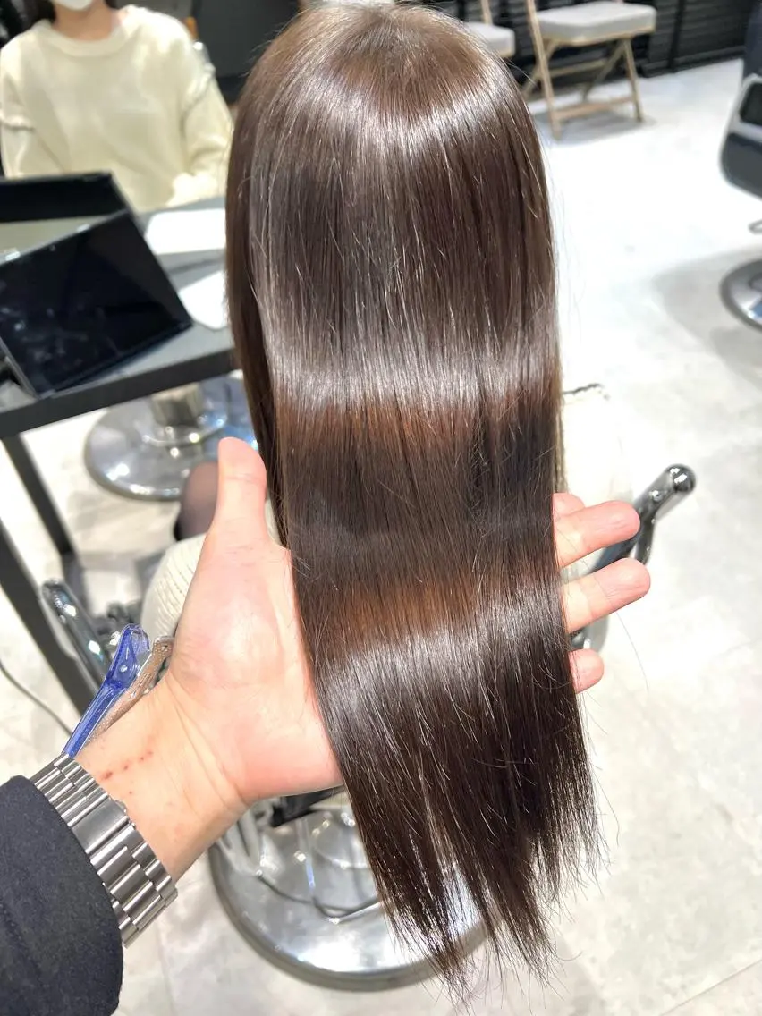 ロング カラー ヘアカラー トリートメント 赤みゼロ/透明感 カラー🌿KANTAのヘアスタイル