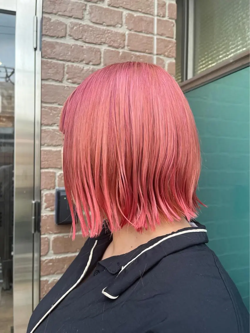 ミディアム カラー パーマ ヘアアレンジ メンズ キッズ ネイル マツエク・マツパ アイブロウ ミディアムパーマ メンズハイライト メンズパーマ ブラウンカラー ケアカラー 久木原 ゆりのヘアスタイル