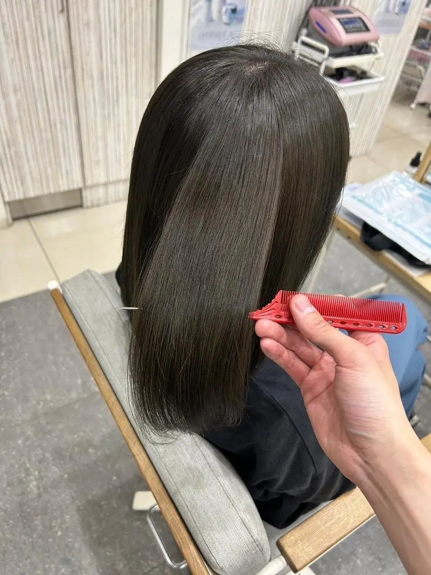 セミロング 縮毛矯正 トリートメント カット トリートメント 高橋遼太✂️カット/ 縮毛矯正/髪質改善のヘアスタイル