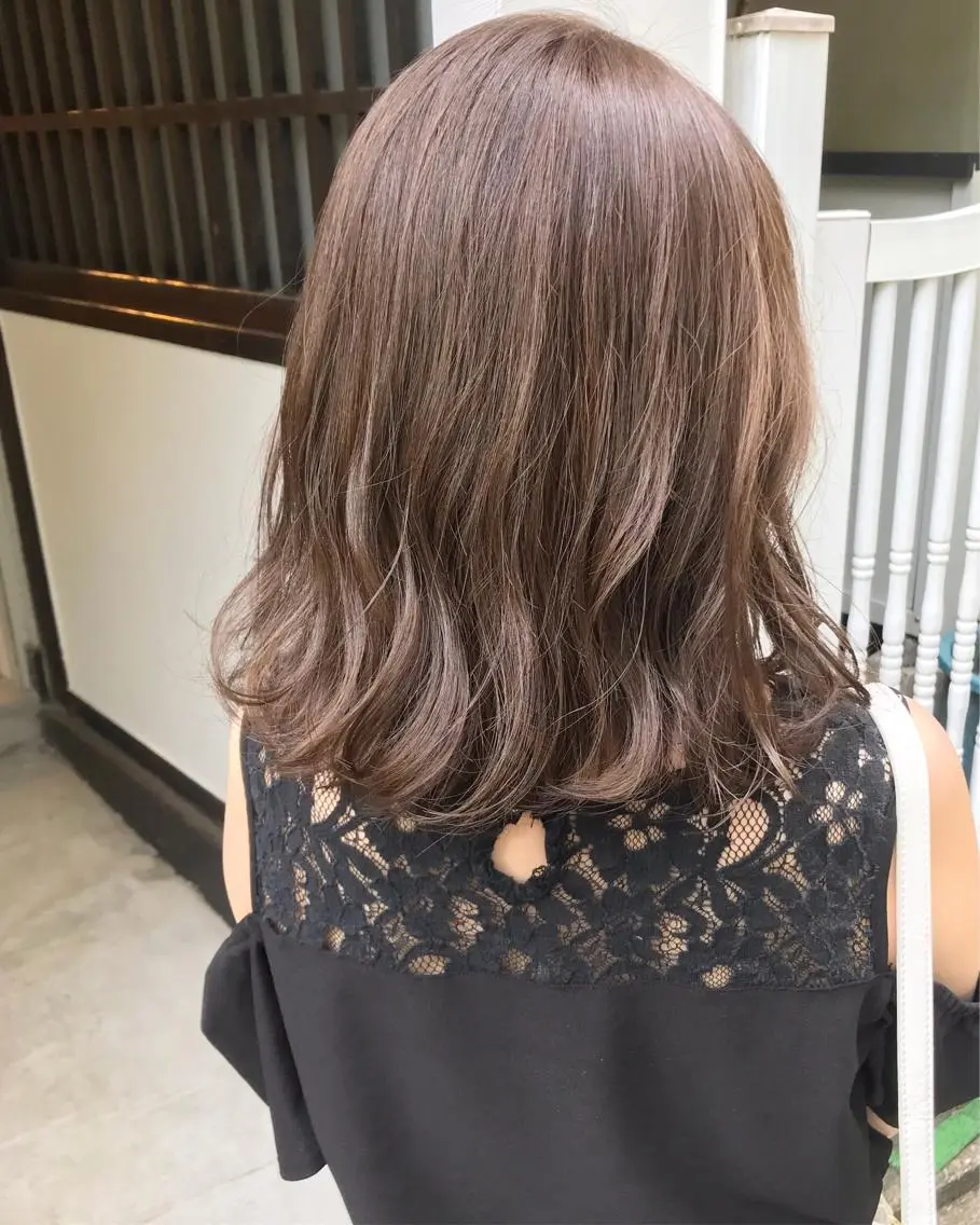 ミディアム カラー ヘアアレンジ ベージュカラー イルミナカラー Satsuki ✂︎♡のヘアスタイル
