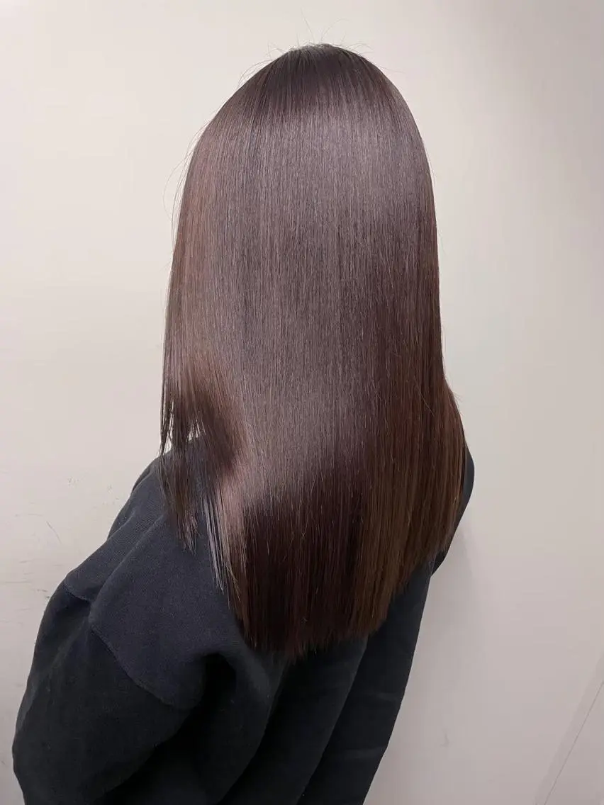 ミディアム カラー ブリーチ 縮毛矯正 むらたねね🌻 艶髪🫧韓国ヘアのヘアスタイル