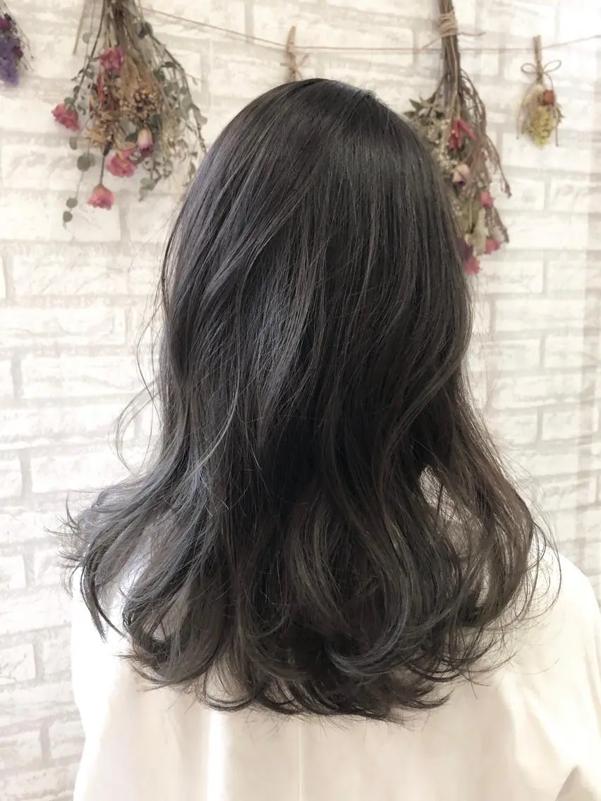 ロング カラー クボキ サヤのヘアスタイル