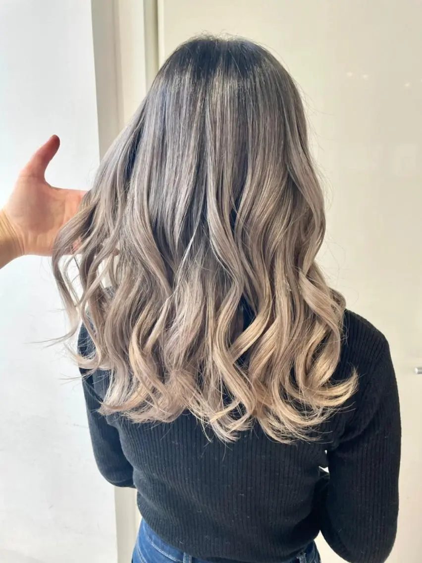セミロング カラー ヘアカラー トリートメント ヘアセット ✨髪質改善✨ kazuyaのヘアスタイル